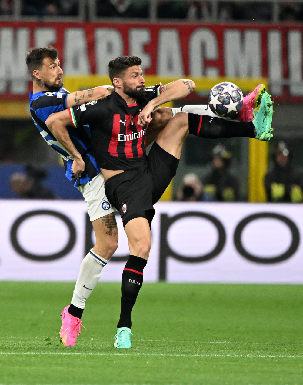 西蒙尼对球 西蒙尼对球