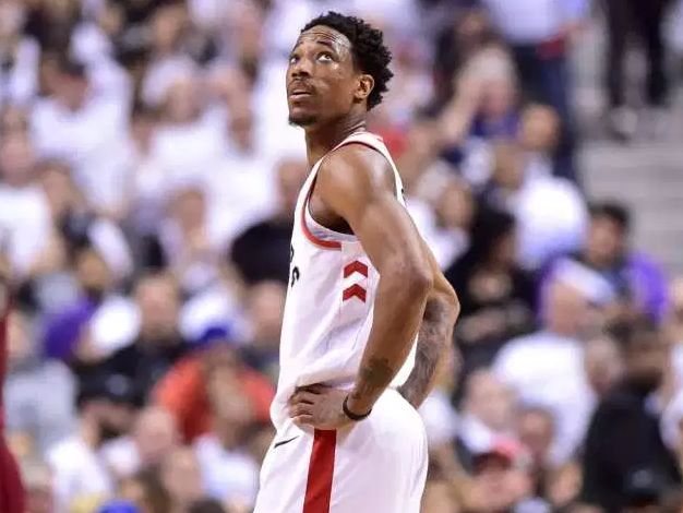 加内特2003-04赛季MVP荣耀回顾