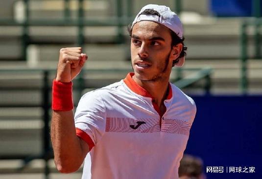 霸主的形象 霸主的形象