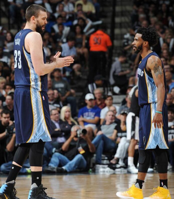 次表达了对 次表达了对