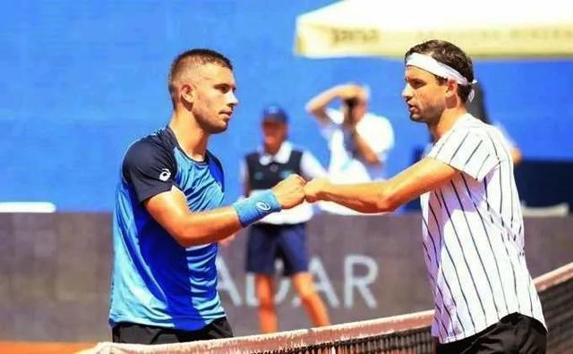 及个人待遇 及个人待遇