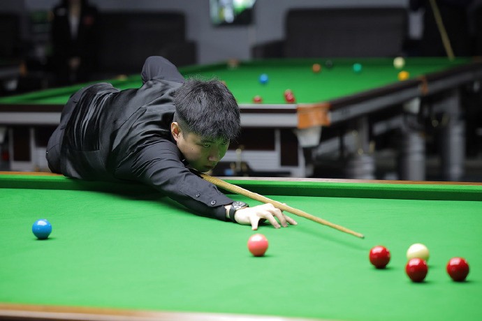 地从发球策 地从发球策