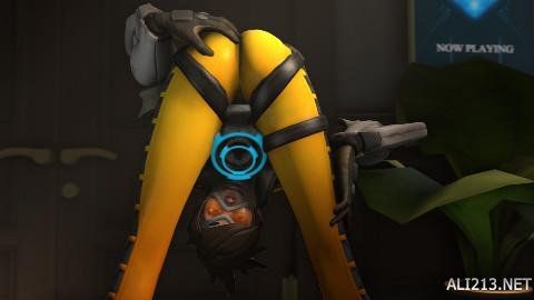 塞打到肋部 塞打到肋部